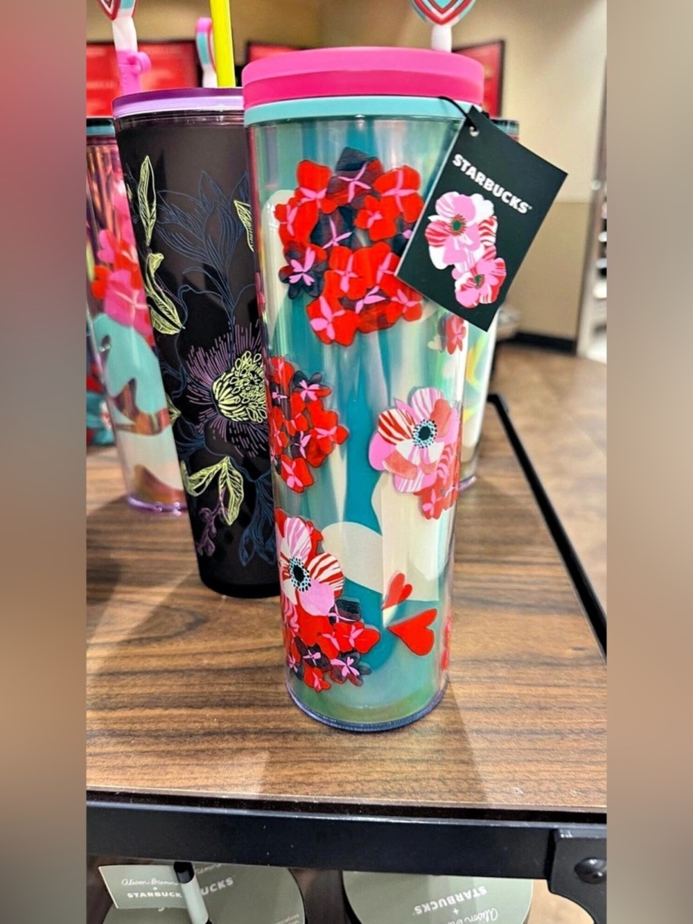 Starbucks Rosamundi Hearts Valentine Cold Cup Tumbler 16 oz